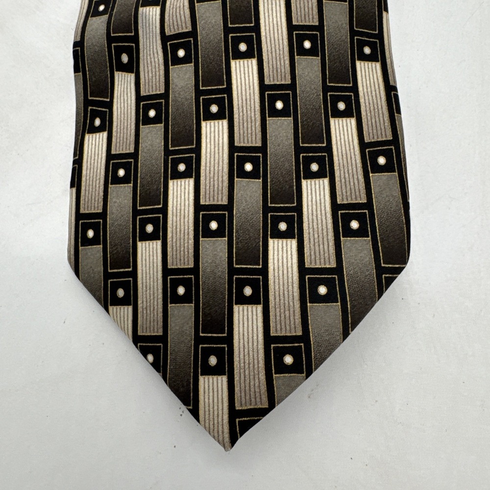Bergamo New York Extra Long 100% Silk Tie Geometric Cube Pattern Gold And Black